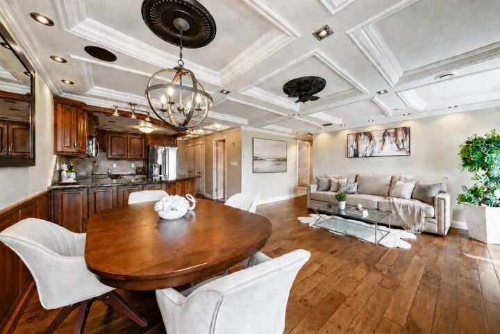 Property Photo:  1208 14 Avenue SW 302  AB T3C 0V9 