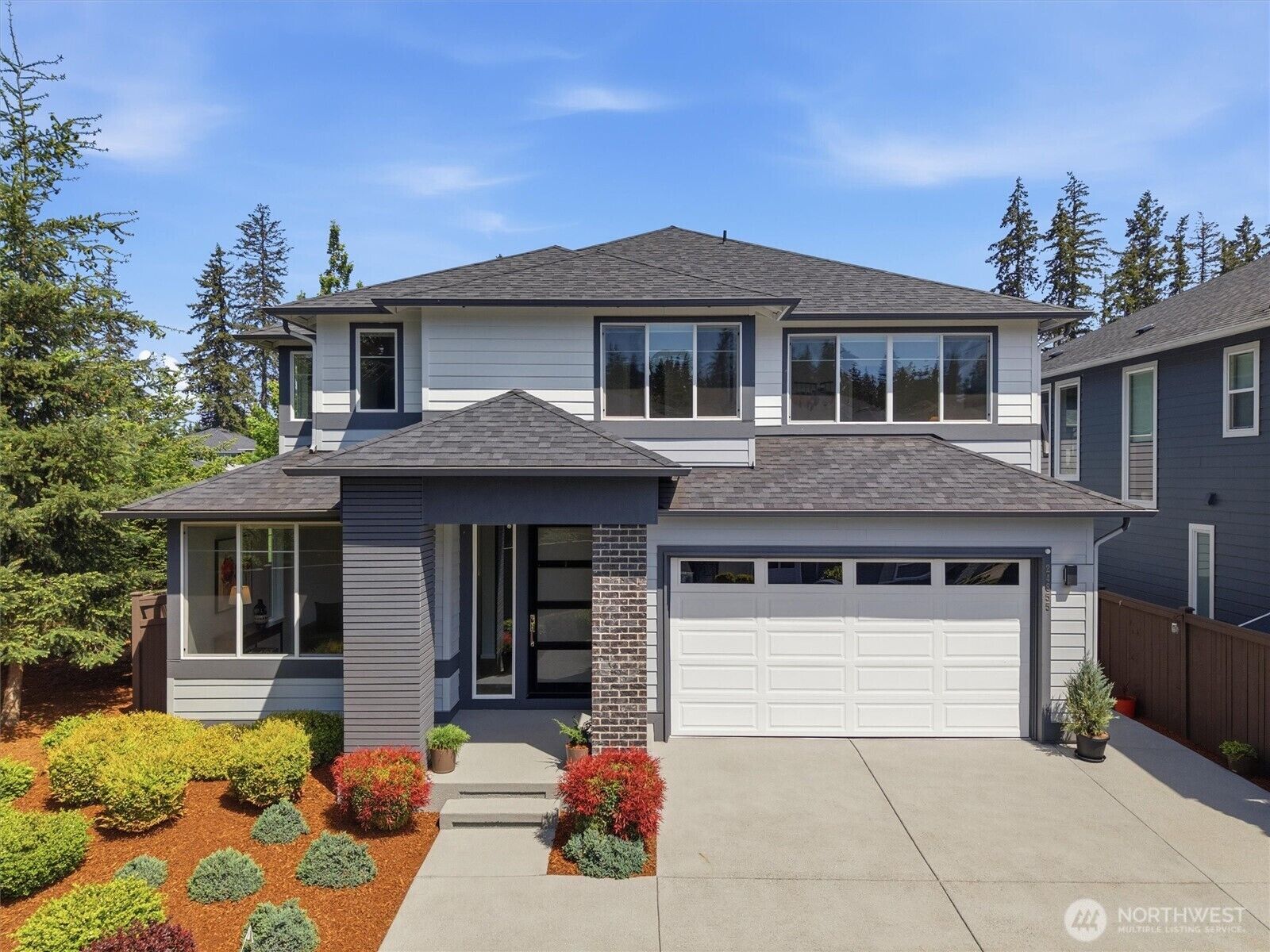 Property Photo: 24855 237th Lane SE WA 98038