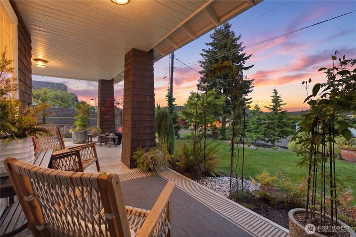 Property Photo:  3516  Ross Avenue  WA 98332 