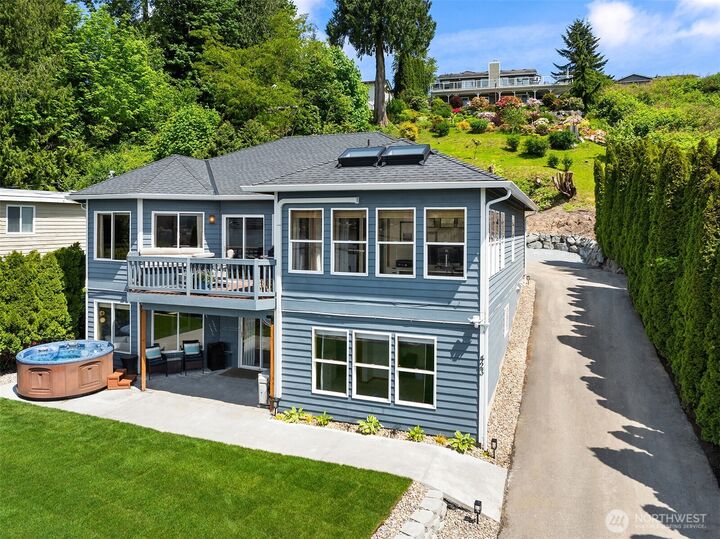 Property Photo:  418 423 S Lake Stevens Road  WA 98258 