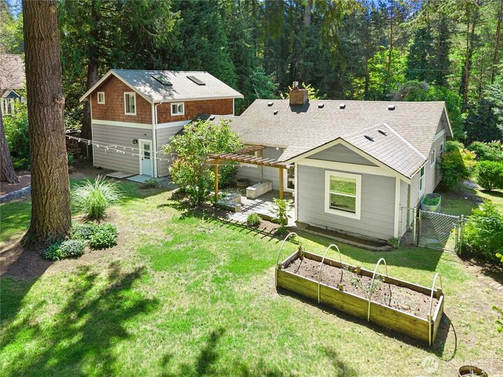 Property Photo: 6311 216th Street SE WA 98072