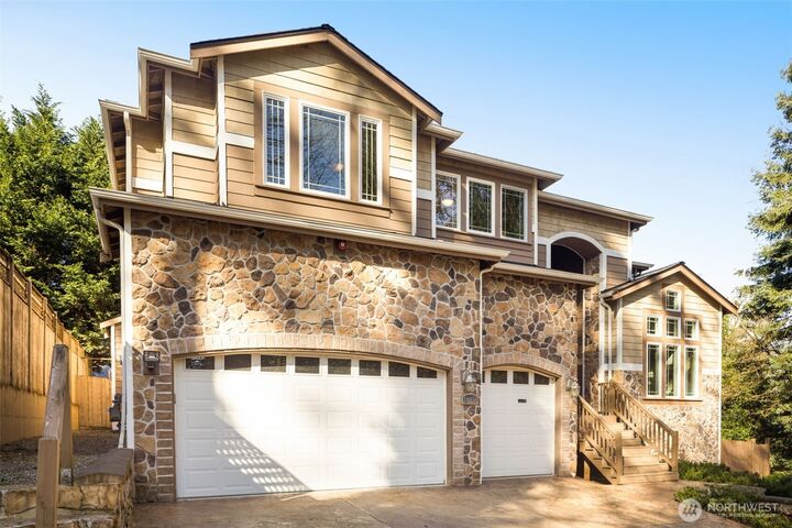 Property Photo: 18638 92nd Avenue NE WA 98011