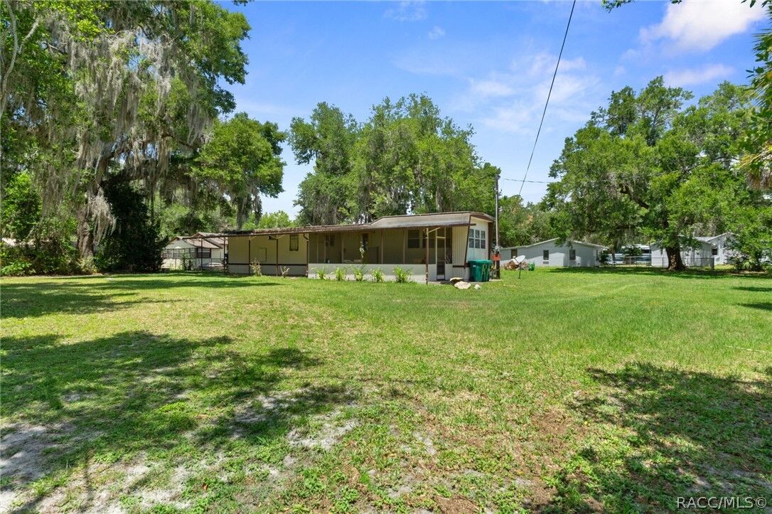 Property Photo:  8845 E Washington Lane  FL 34436 