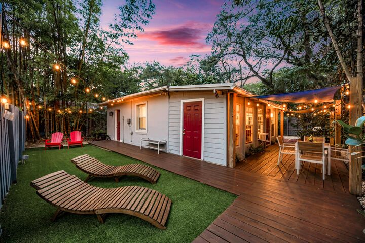 Property Photo:  312 SW 12th Avenue  FL 33312 