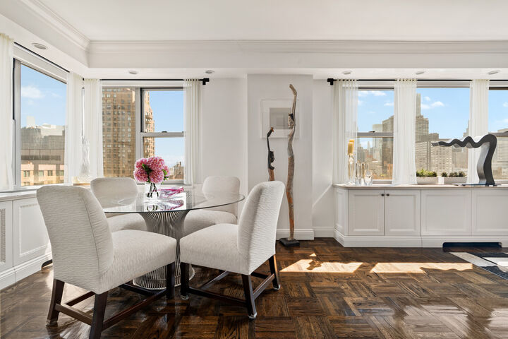 Property Photo:  360 E 72nd Street C2501  NY 10021 
