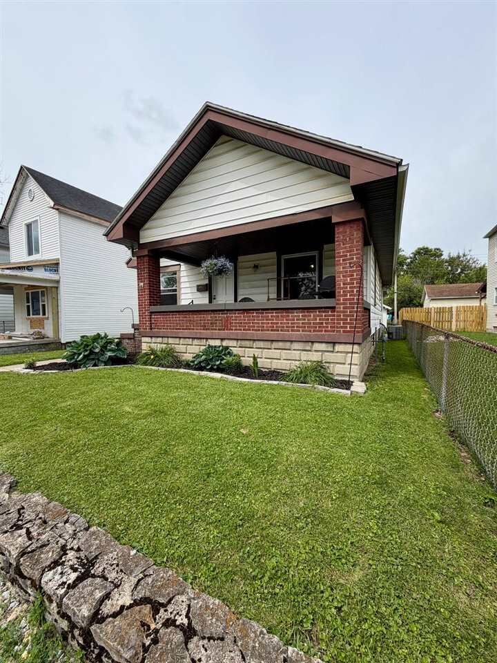 Property Photo:  340 SW 3rd  IN 47374 