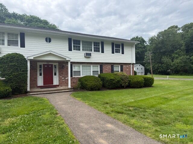 Property Photo:  250 Robin Court C  CT 06410 