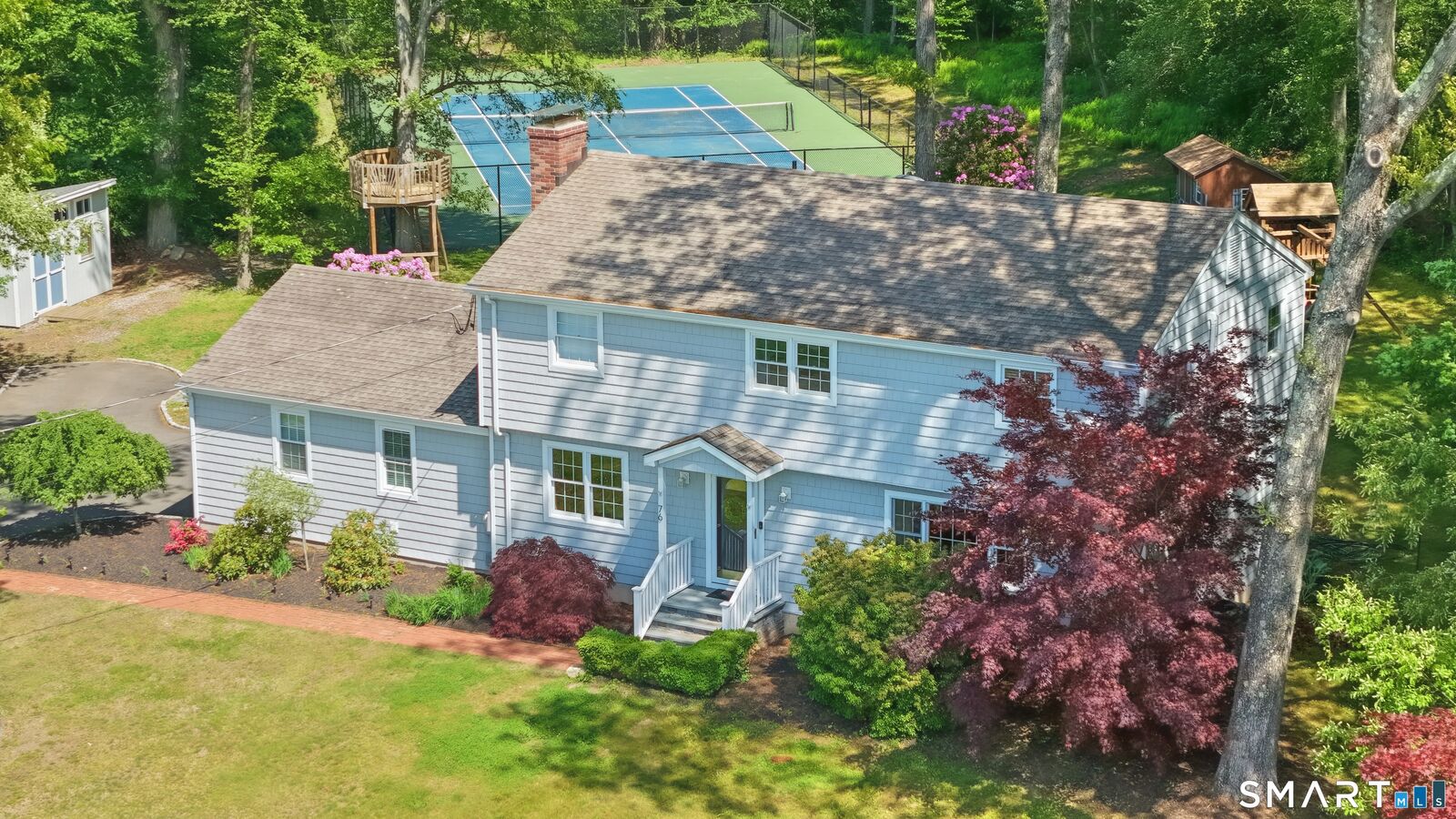 Property Photo: 76 Greenbrier Road CT 06611