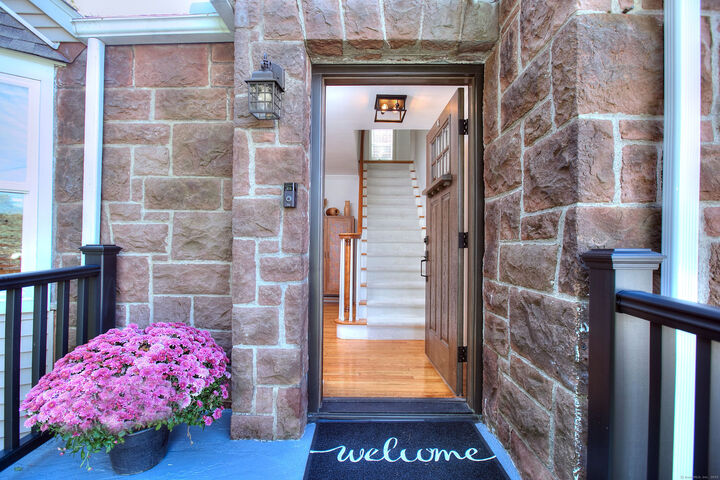 Property Photo:  24 Mills Street  CT 06880 