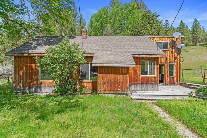 Property Photo:  3114 Old Baldy Rd  WA 99167 