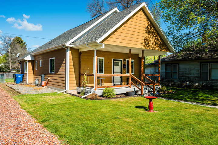 Property Photo:  216 S Linden Avenue  WY 82801 