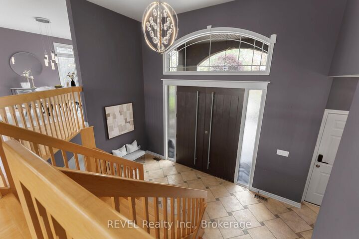 Property Photo: 661 Clarence Street ON L3K 6B8