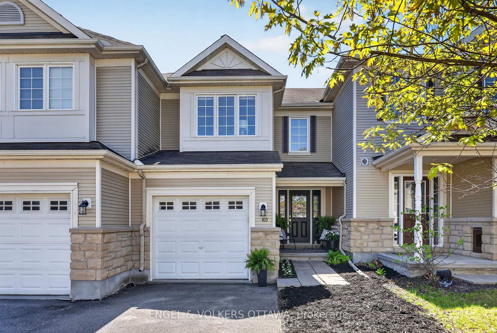 Property Photo: 103 Goldwood Private ON K2J 0P4