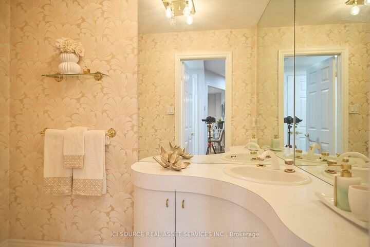 Property Photo: 104 Almore Avenue ON M3H 2H5