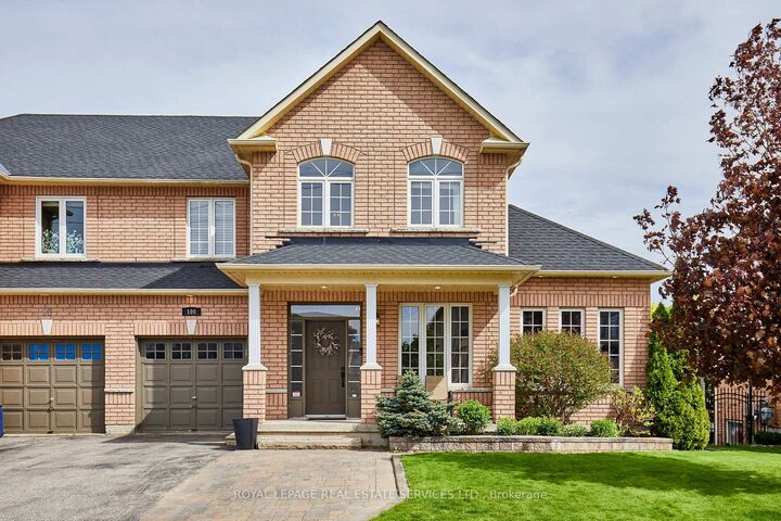 100 Walker Road W — photo 1