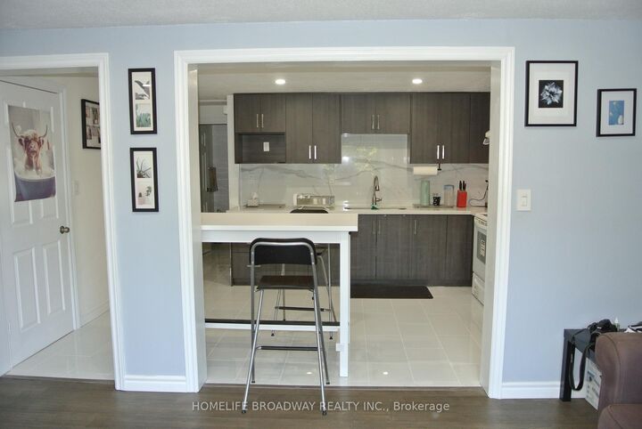 Property Photo: 850 Huntingwood Drive 54 ON M1T 2L9