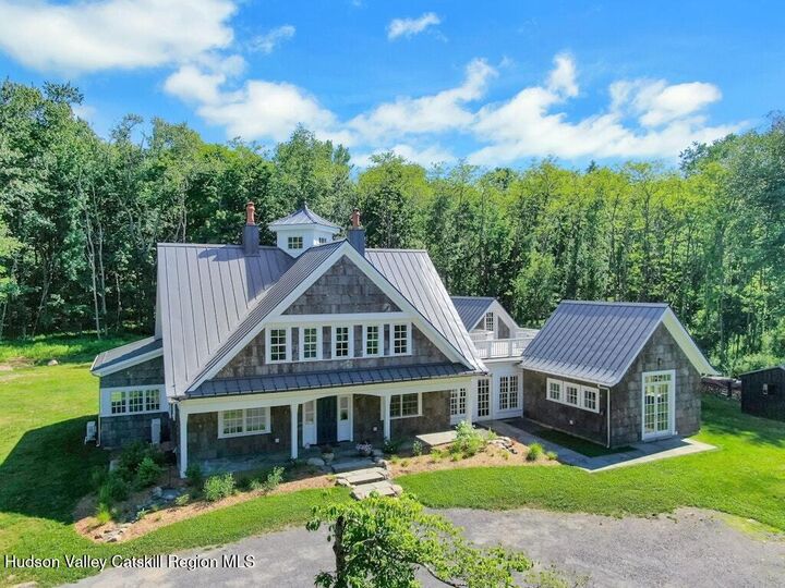 Property Photo:  120 Dashville  NY 12561 