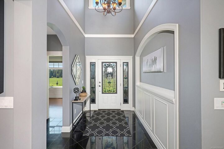 Property Photo: 2495 Graham Rd BC V9J 1T4