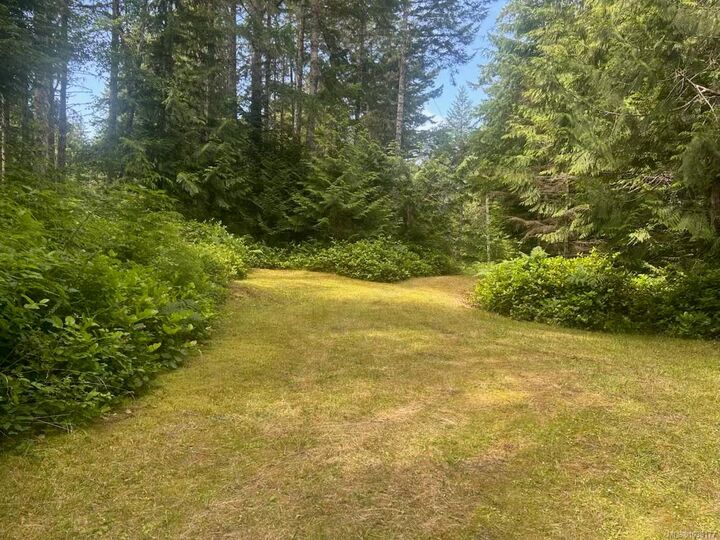 Property Photo:  892 Parkheights Dr  BC V9Z 1B5 