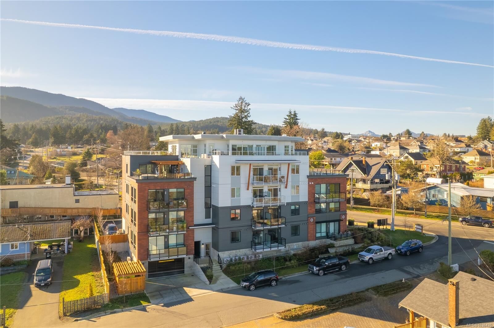 Property Photo:  201 Dogwood Dr 301  BC V9G 0C3 