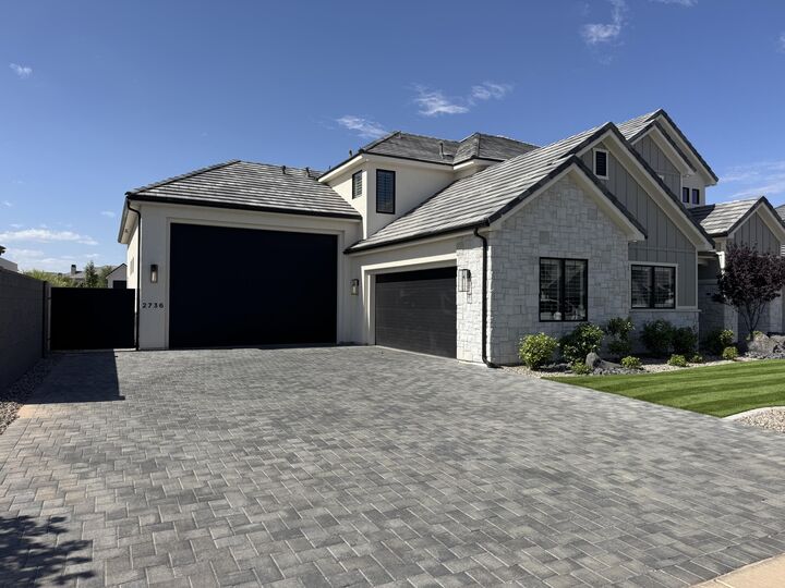 Property Photo:  2736 E Moorland Dr  UT 84790 