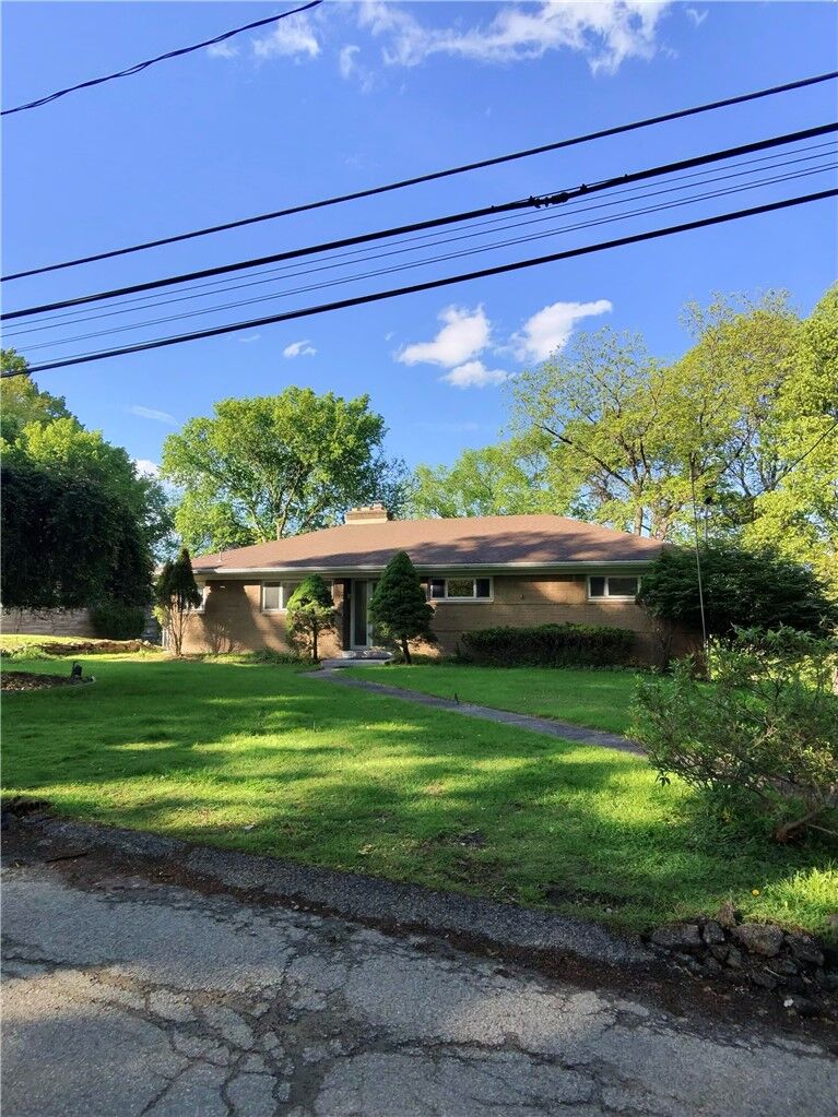 Property Photo: 2737 Orlando Place PA 15235