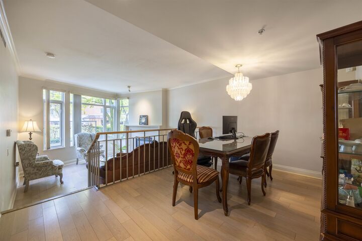 Property Photo: 638 W 45th Avenue 205 BC V5Z 4R8