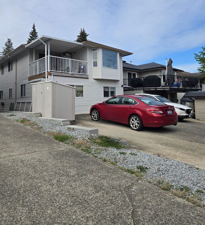 Property Photo: 33110 Best Avenue BC V2V 2T1