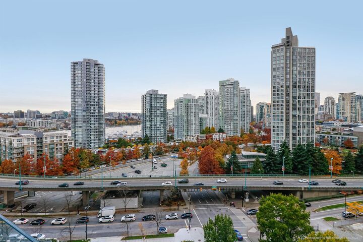 Property Photo:  89 Nelson Street 1303  BC V6Z 0E7 
