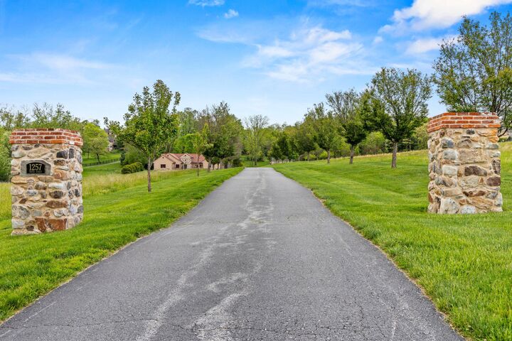 Property Photo: 1257 Water Street PA 17368