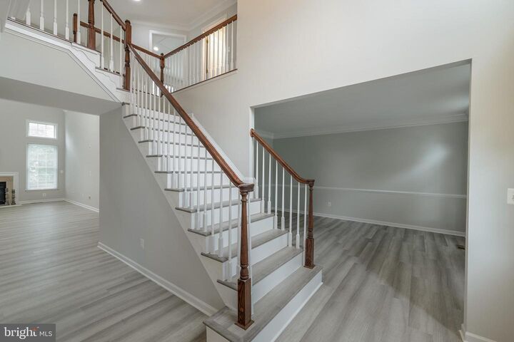 Property Photo:  22829 Queensbridge Drive  VA 20148 