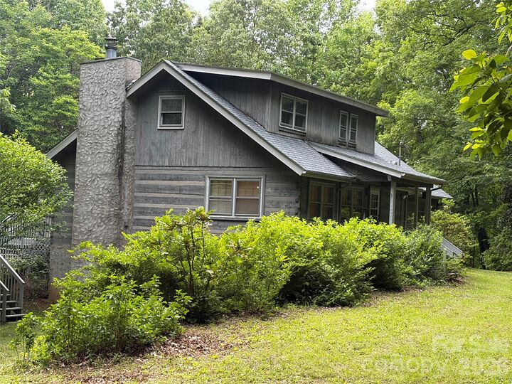 Property Photo:  377 Woodstream Road  NC 28786 