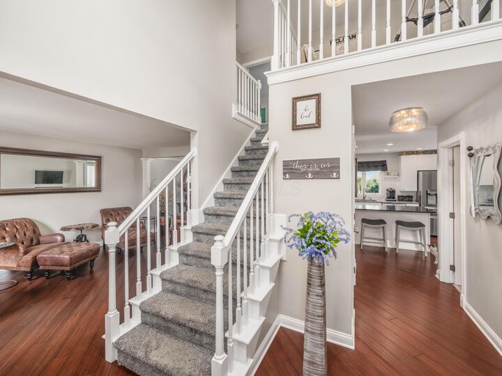 Property Photo: 2830 Barharbor Court OH 43035