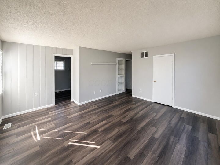 Property Photo: 3471 Ontario Street OH 43224