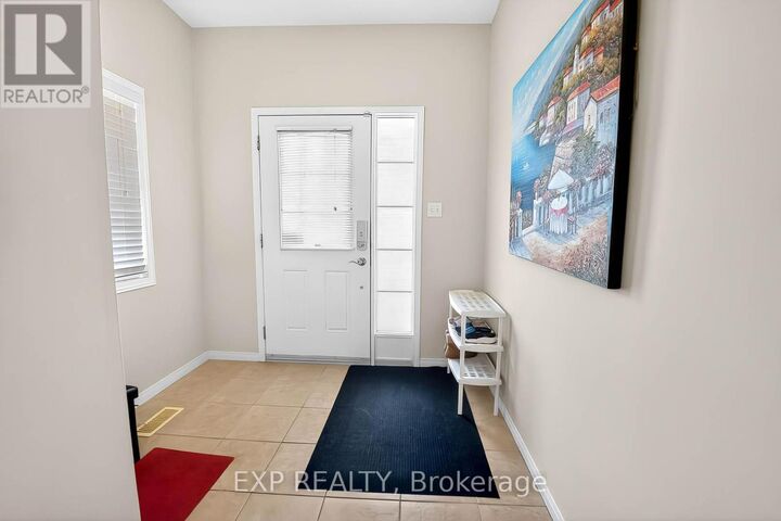 Property Photo:  600 Winterberry Avenue  ON N2V 2W5 