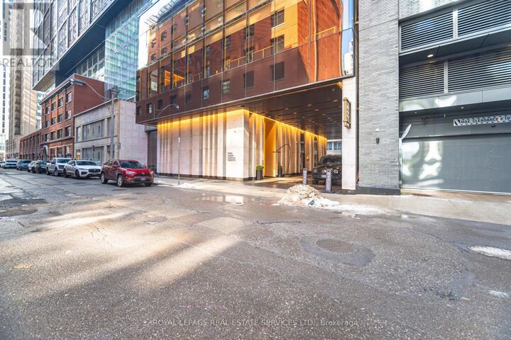 Property Photo:  35 Mercer Street 2316  ON M5V 1H2 