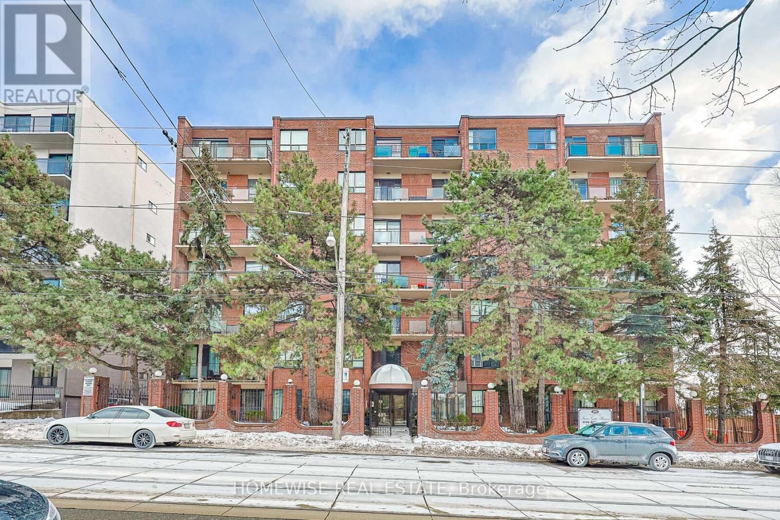 Property Photo: 485 Kingston Road 107B ON M4L 1V6