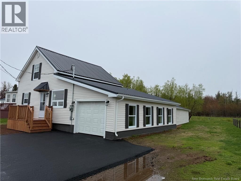 Property Photo:  311 Boul. J.d. Gauthier  NB E8S 1N7 