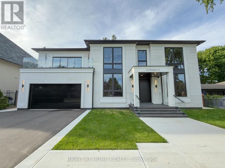 Property Photo:  61 Floresta Court  ON L9G 1R6 