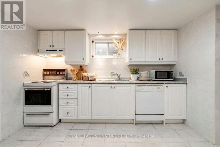 Property Photo: 173 Rathburn Road Lower ON M9B 2L2