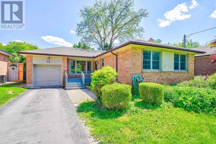 Property Photo: 35 Camwood Crescent ON M3A 3L3