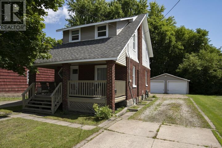 394 Charles St — photo 1