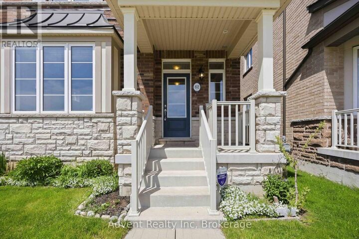 Property Photo:  62 Demott Avenue  ON L6B 0Z1 