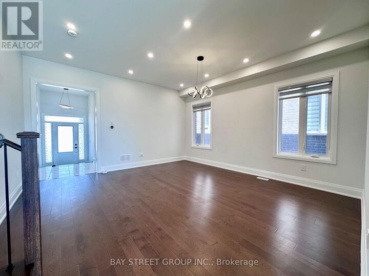 Property Photo: 15 Backhouse Drive ON L4E 1M8