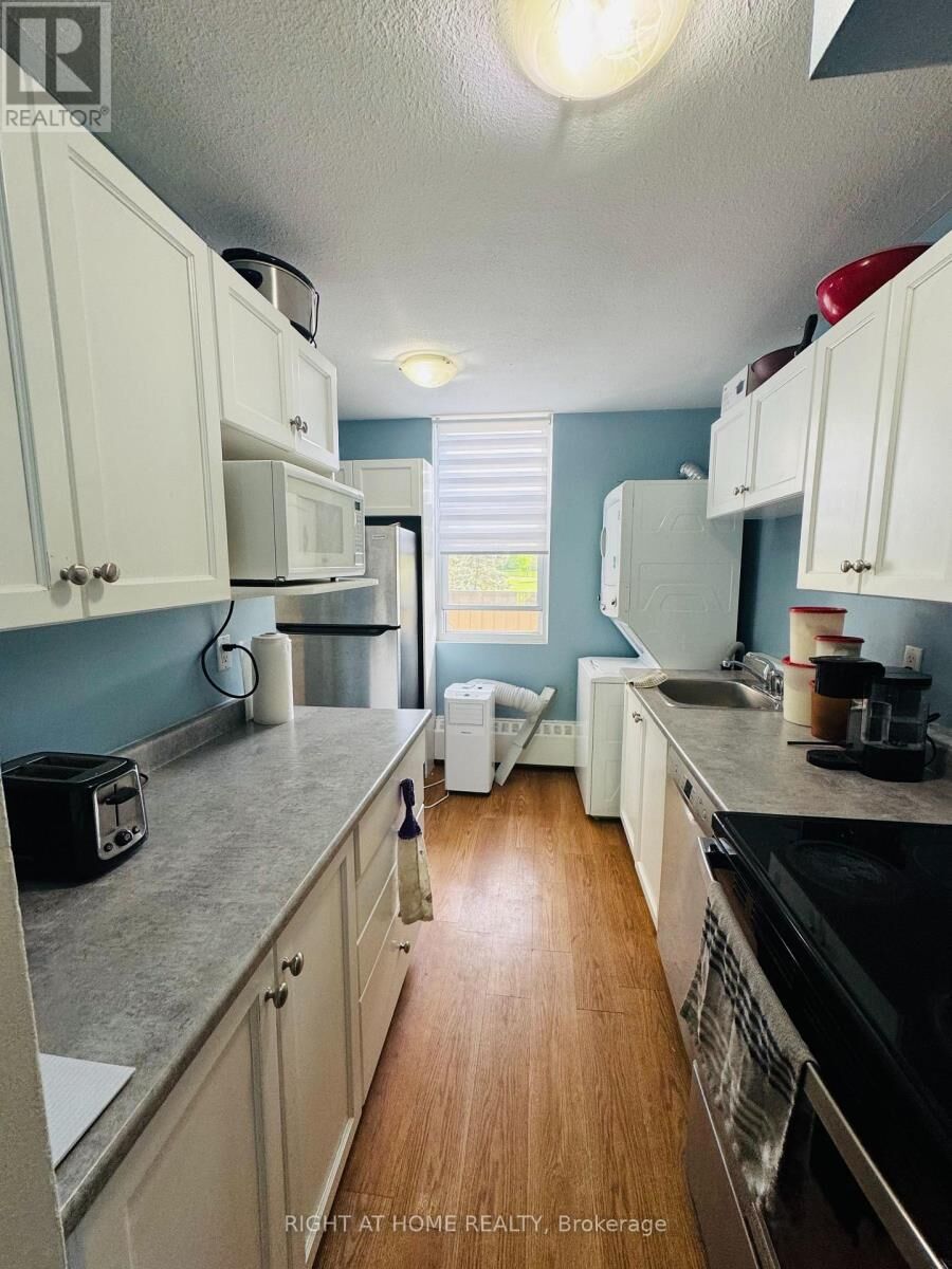 Property Photo:  350 Quigley Road 222  ON L8K 5N2 