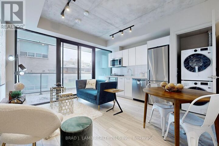 Property Photo:  458 Richmond Street West 202  ON M5V 0S9 