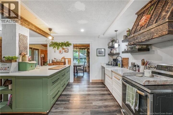 Property Photo:  21 Chateau Drive  NB E3A 5X5 