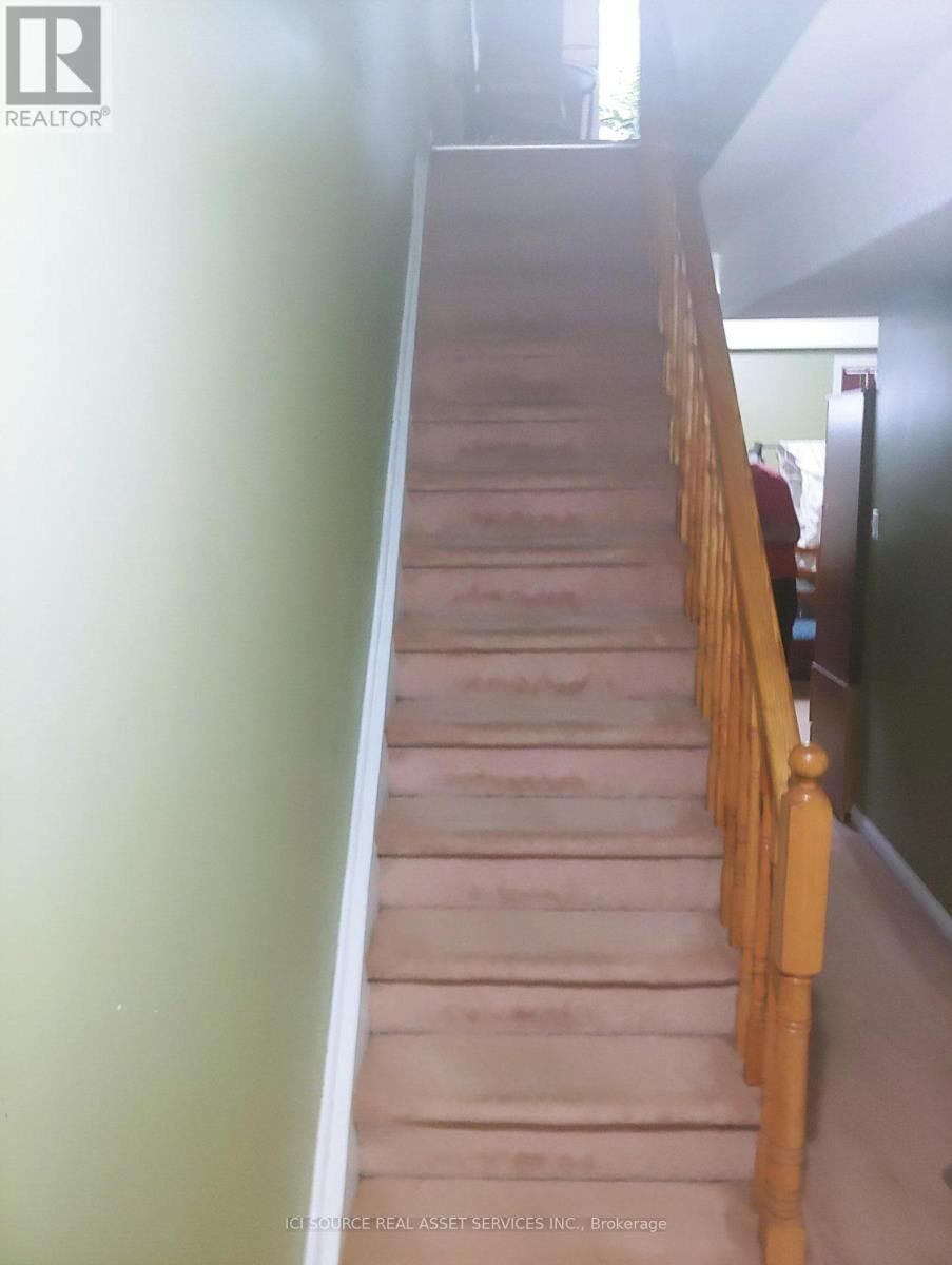 Property Photo: 1525 South Parade Court 31 ON L5M 6E9