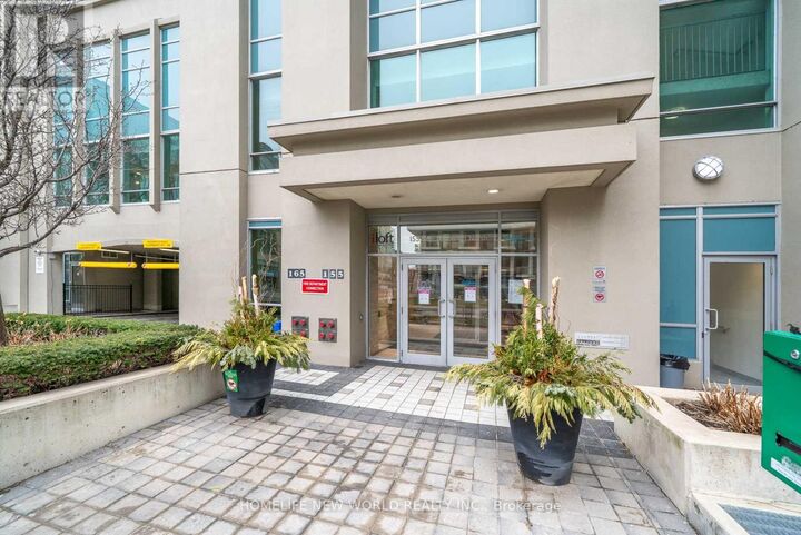 Property Photo: 165 Legion Road North 1722 ON M8Y 0B3