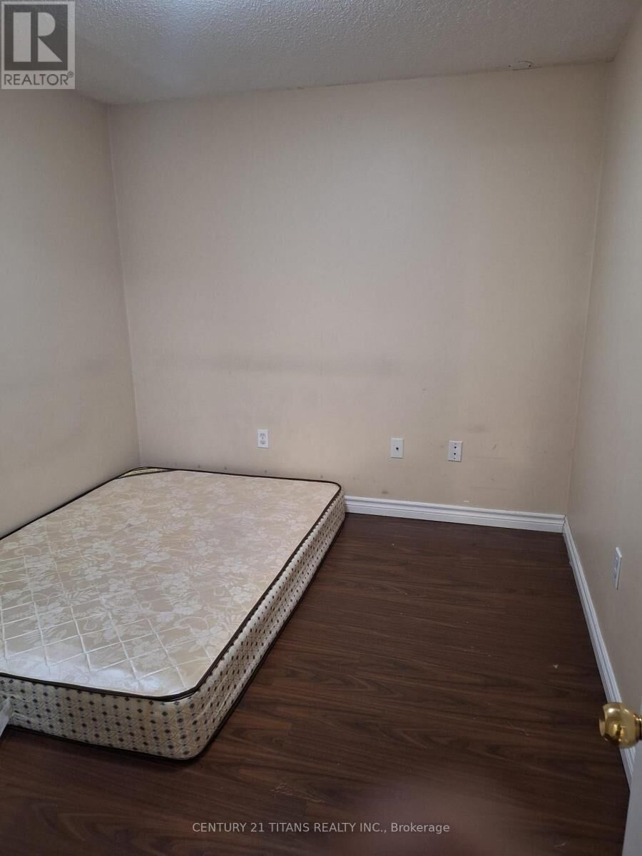 Property Photo:  9 Holloway Road  ON L3S 4P4 